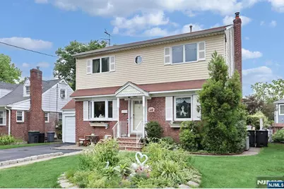 393 New Bridge Road, Bergenfield, NJ 07621 - Photo 38