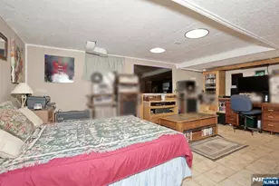 393 New Bridge Rd, Bergenfield, NJ 07621 - Photo 26