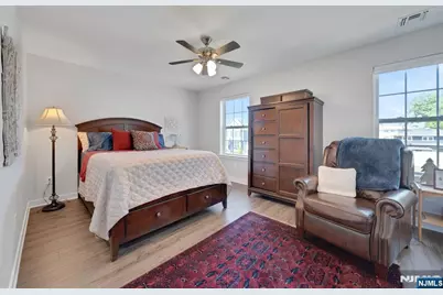 10 Bares Court, Little Ferry, NJ 07643 - Photo 30