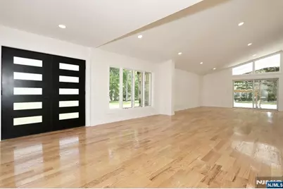 51 Mill Road Extension, Woodcliff Lake, NJ 07677 - Photo 4