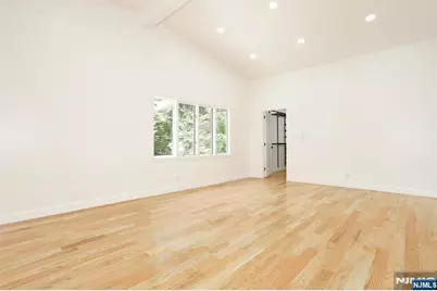 51 Mill Road Extension, Woodcliff Lake, NJ 07677 - Photo 16