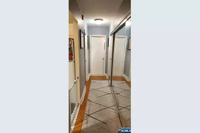 2215 N Central Road 2E #2E, Fort Lee, NJ 07024 - Photo 12