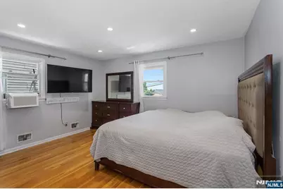 409 Farnham Avenue, Lodi, NJ 07644 - Photo 20