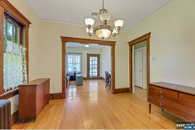122 Washington Avenue, New Milford, NJ 07646 - Photo 8
