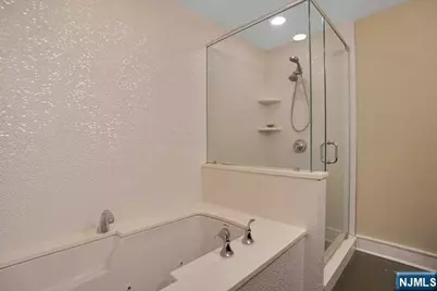 1538 River Road 5 #5, Edgewater, NJ 07020 - Photo 14