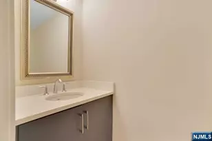 1538 River Road 5, Edgewater, NJ 07020 - Photo 20