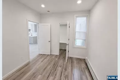 171 Bergen Avenue 2 #2, Kearny, NJ 07032 - Photo 6