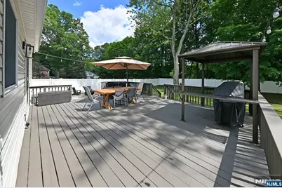 621 Stanley Place, River Vale Township, NJ 07675 - Photo 18
