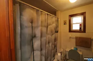 119 Pacific St, Newark, NJ 07105 - Photo 8