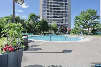 3 Horizon Road 618 #618, Fort Lee, NJ 07024 - Photo 28