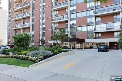 3 Horizon Road 618 #618, Fort Lee, NJ 07024 - Photo 20