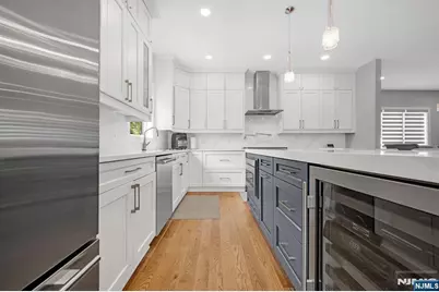 230 Park Avenue, Teaneck Township, NJ 07666 - Photo 16