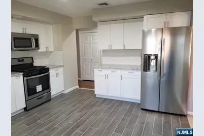 125 E Central Boulevard 1st Floor #1ST FLOOR, Palisades Park, NJ 07650 - Photo 8