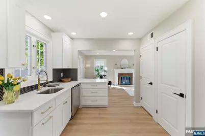 224 Godwin Avenue, Wyckoff Township, NJ 07481 - Photo 16