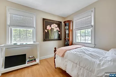 63 Surrey Lane, River Edge, NJ 07661 - Photo 16