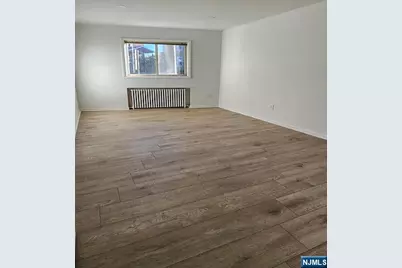 77 Main Avenue, Wallington, NJ 07057 - Photo 6