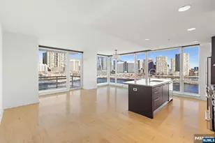 2 2nd Street 801, Jersey City, NJ 07302 - Photo 4