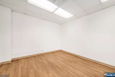 280 Harrison Street 311 #311, East Orange, NJ 07018 - Photo 2