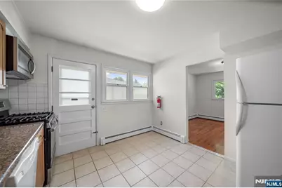 2 Henry Street, Englewood Cliffs, NJ 07632 - Photo 10