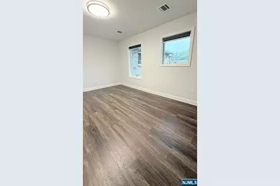 211 Main Street, Butler, NJ 07405 - Photo 8