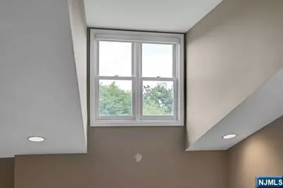 172 Price Court 172X #172X, West New York, NJ 07093 - Photo 10
