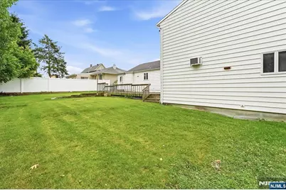 5 Lexington Avenue, Wallington, NJ 07057 - Photo 42