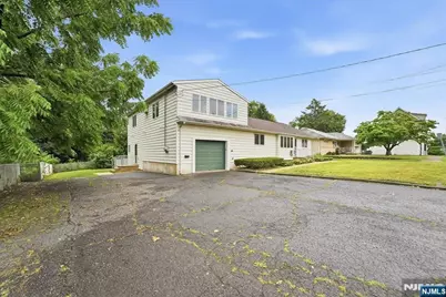 5 Lexington Avenue, Wallington, NJ 07057 - Photo 46