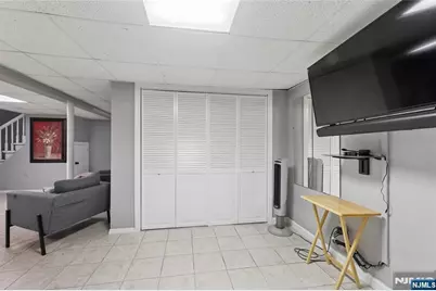 306 Passaic Avenue, Hasbrouck Heights, NJ 07604 - Photo 34