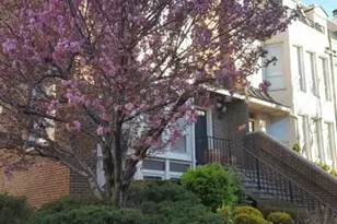 50 Kings Ct, Fort Lee, NJ 07024 - Photo 2