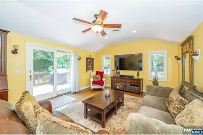 23 Carlton Avenue, Ho Ho Kus, NJ 07423 - Photo 12