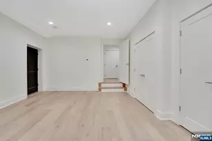 529 5th Street B, Palisades Park, NJ 07650 - Photo 18