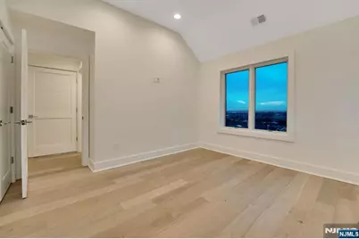 529 5th Street B #B, Palisades Park, NJ 07650 - Photo 8
