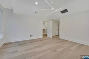 529 5th Street B, Palisades Park, NJ 07650 - Photo 16