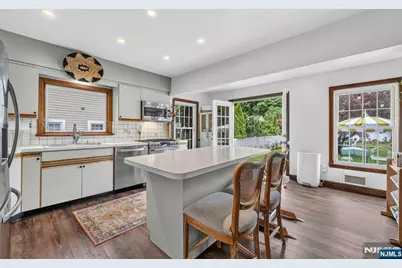43 Dairy Street, Midland Park, NJ 07432 - Photo 4