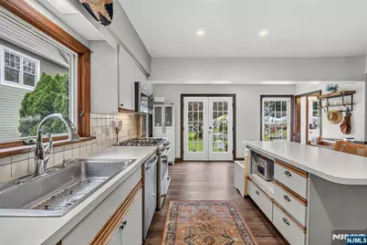 43 Dairy Street, Midland Park, NJ 07432 - Photo 10