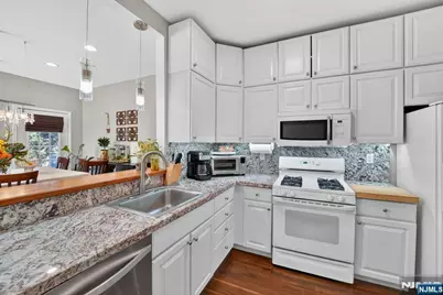 215 Barringer Drive 2088 #2088, Nutley, NJ 07110 - Photo 4
