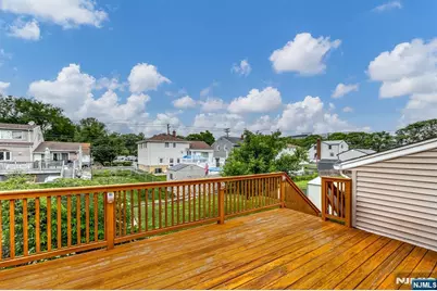 37 Cedar Drive, Rochelle Park Township, NJ 07662 - Photo 4