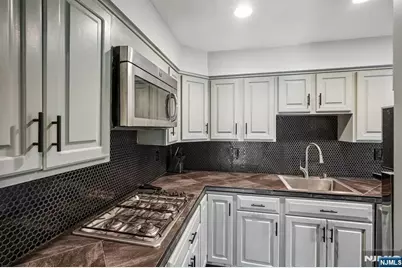 19 Cedar Wood Terrace, Woodland Park, NJ 07424 - Photo 6
