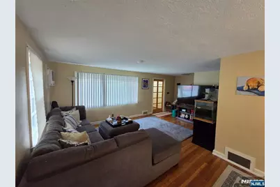 10 A Douglas Street Unit A #Unit A, Waldwick, NJ 07463 - Photo 6