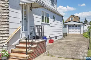 140 Carlyle Ct, Carlstadt, NJ 07072 - Photo 26