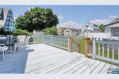 140 Carlyle Court, Carlstadt, NJ 07072 - Photo 30
