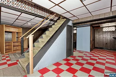 140 Carlyle Court, Carlstadt, NJ 07072 - Photo 20