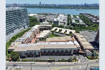 300 Gorge Road 2 #2, Cliffside Park, NJ 07010 - Photo 42