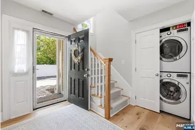 66 S Fullerton Avenue 8 #8, Montclair, NJ 07042 - Photo 16