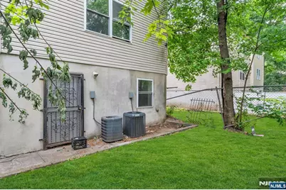 285 6th Street, Newark, NJ 07103 - Photo 48