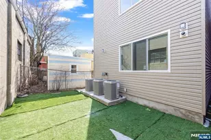 418 11th Street Floor 2, Union City, NJ 07087 - Photo 20