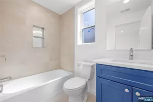 418 11th Street Floor 2, Union City, NJ 07087 - Photo 14