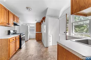 72 Minerva Ave, Hawthorne, NJ 07506 - Photo 16