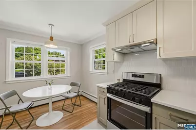 901 Washington Drive, Ramsey, NJ 07446 - Photo 6