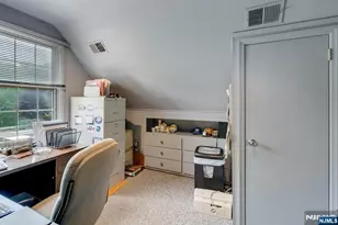 42-09 Cosgrove Ct, Fair Lawn, NJ 07410 - Photo 26
